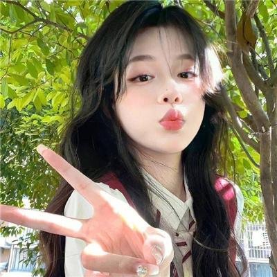 《评论》封面